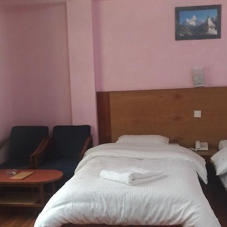 Tasi Dhargey Inn Kathmandu Exteriör bild