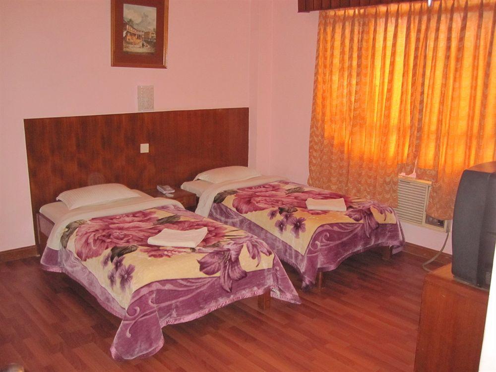 Tasi Dhargey Inn Kathmandu Exteriör bild
