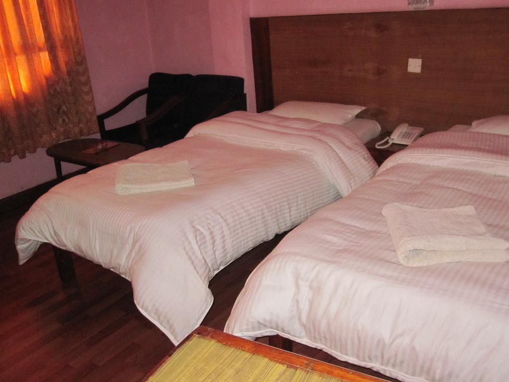 Tasi Dhargey Inn Kathmandu Exteriör bild
