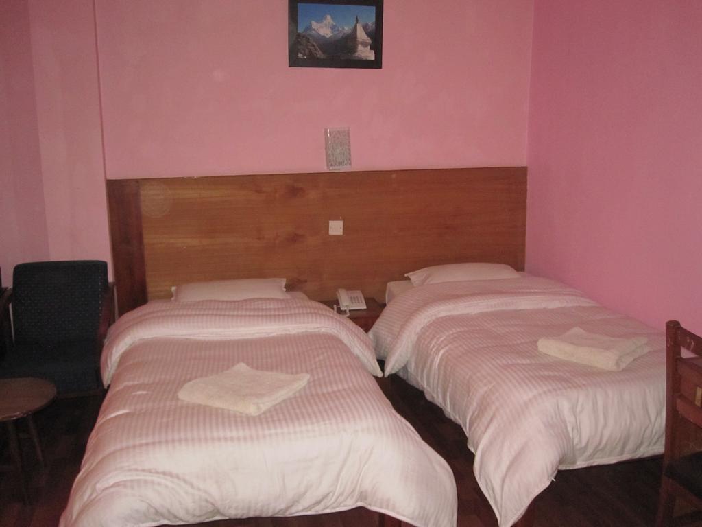 Tasi Dhargey Inn Kathmandu Exteriör bild